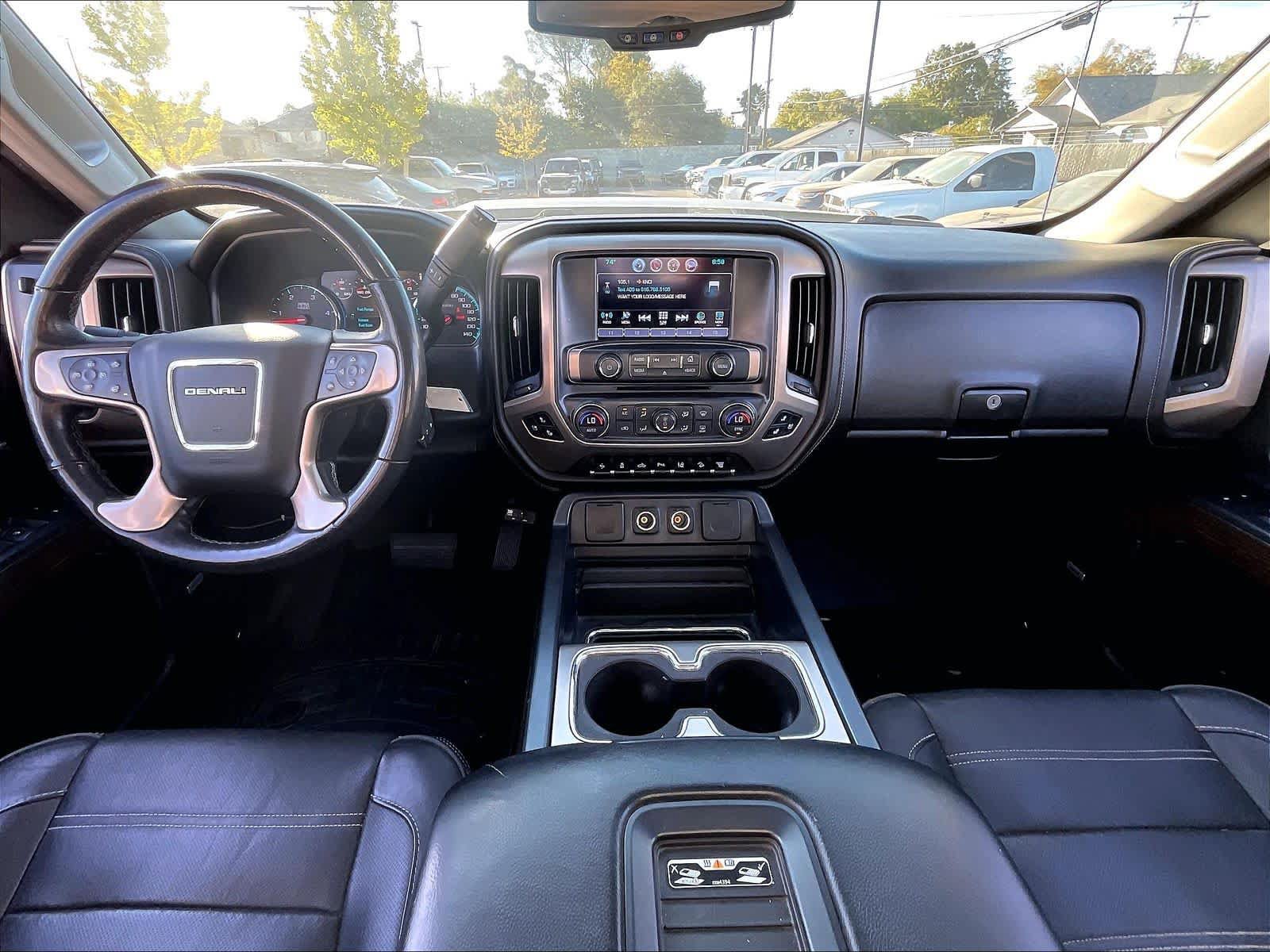 Used 2018 GMC Sierra 2500 Denali w/ Duramax Plus Package AWD/4WD image 18