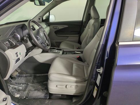 Certified 2023 Honda Ridgeline RTL image 9