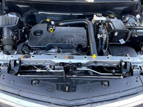 Used 2024 Chevrolet Equinox LS w/ LS Convenience Package FWD image 11