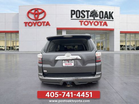 Used 2021 Toyota 4Runner Limited AWD/4WD image 6