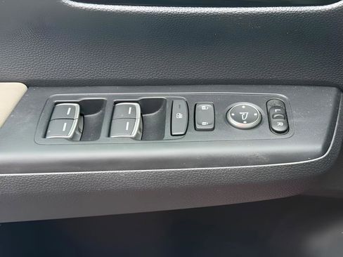Used 2023 Honda CR-V EX-L image 25