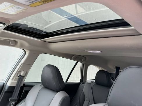 Used 2025 Subaru Outback Onyx Edition AWD/4WD image 15
