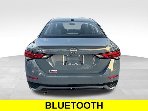 Used 2025 Nissan Sentra SR w/ SR Premium Package image 4