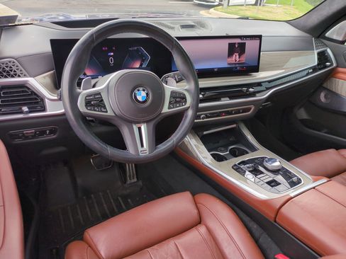 Certified 2023 BMW X7 M60i w/ Executive Package AWD/4WD image 29