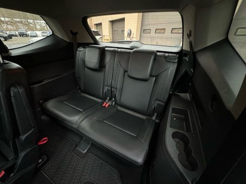 Used 2019 Volkswagen Atlas SEL R-Line AWD/4WD image 18