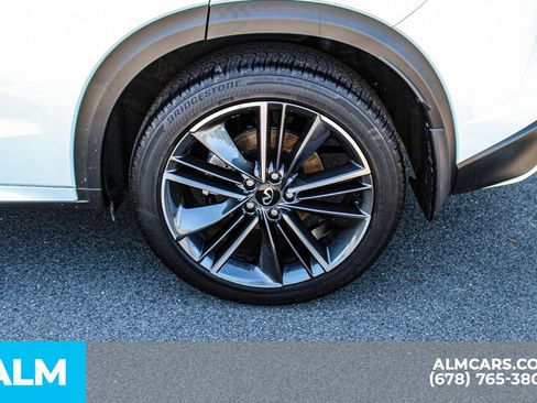 Used 2025 INFINITI QX50 Sport AWD/4WD image 15