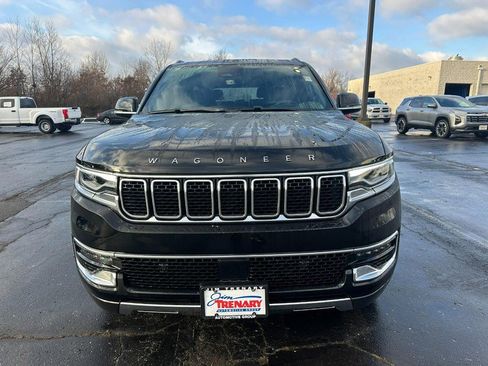 Used 2022 Jeep Wagoneer Series III w/ Premium Group I image 9