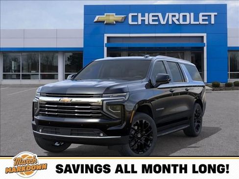 New 2026 Chevrolet Suburban LT image 6