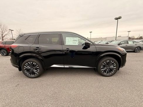 New 2026 Nissan Rogue Platinum w/ Tech Package image 4