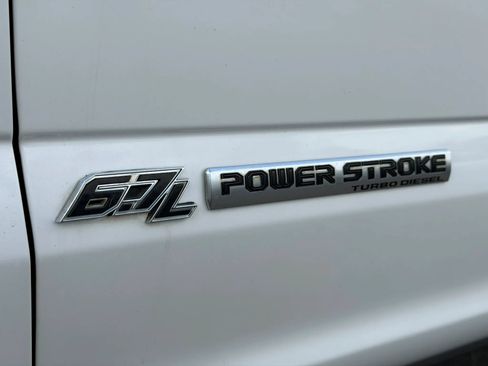 Used 2019 Ford F250 Limited AWD/4WD image 12