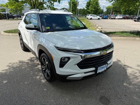Used 2026 Chevrolet TrailBlazer LT w/ LT Cold Weather Package FWD image 7