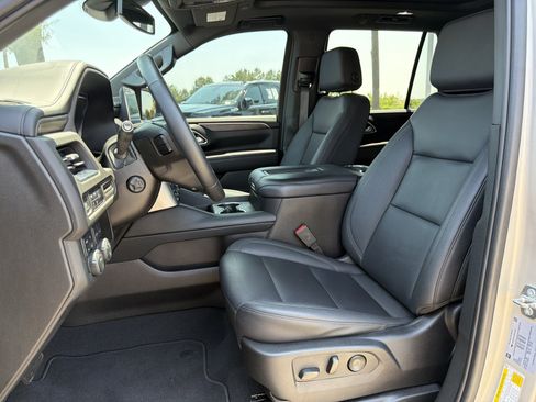 Used 2024 Chevrolet Tahoe LT w/ LT Signature Plus Package AWD/4WD image 14