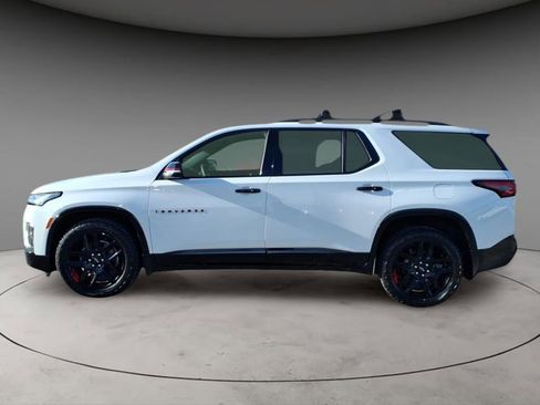 Used 2022 Chevrolet Traverse Premier w/ Redline Edition image 2