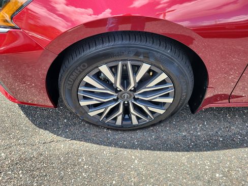 New 2026 Nissan Altima 2.5 SV FWD image 5