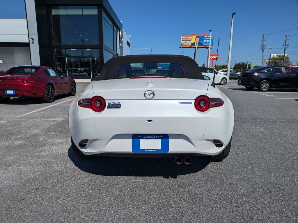 New 2026 MAZDA MX-5 Miata Grand Touring RWD image 5