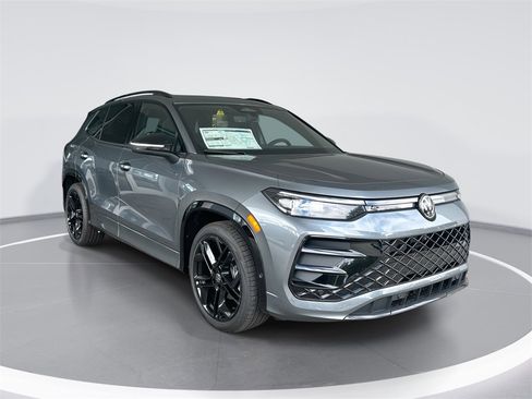 New 2026 Volkswagen Tiguan SE R-Line image 52