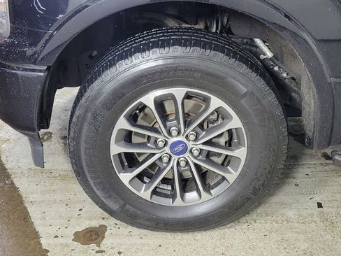 Used 2020 Ford F150 XLT w/ Equipment Group 302A Luxury image 10