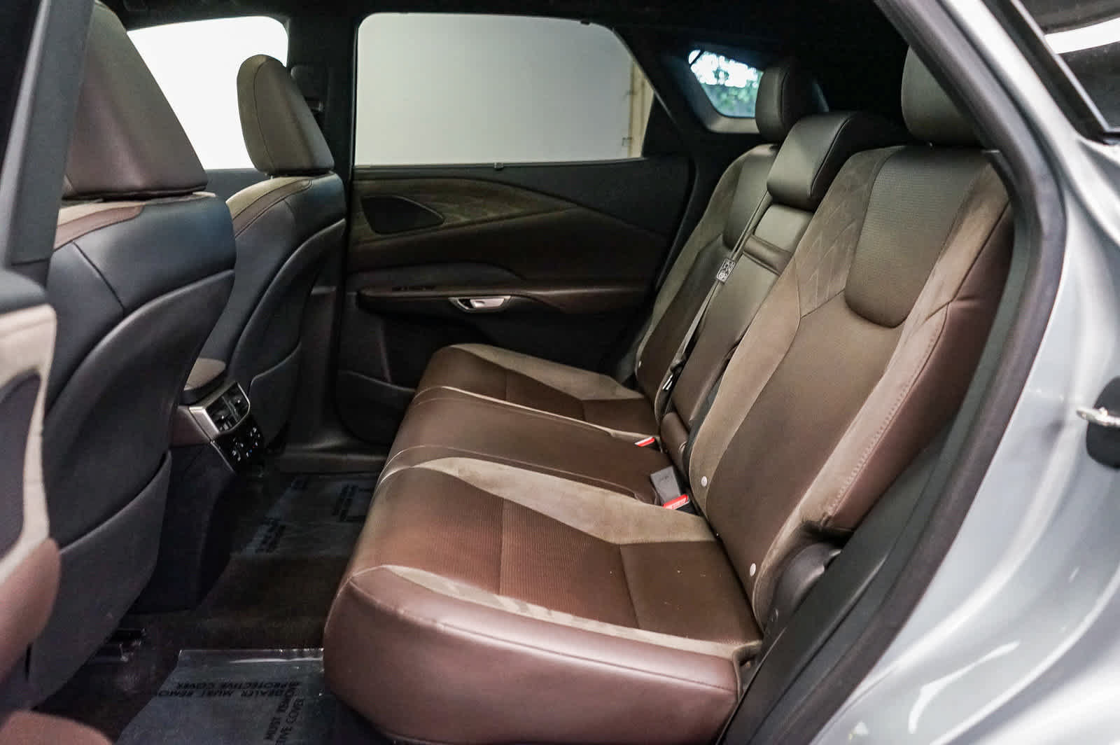 Used 2023 Lexus RX 350 FWD w/ Cold Area Package image 19