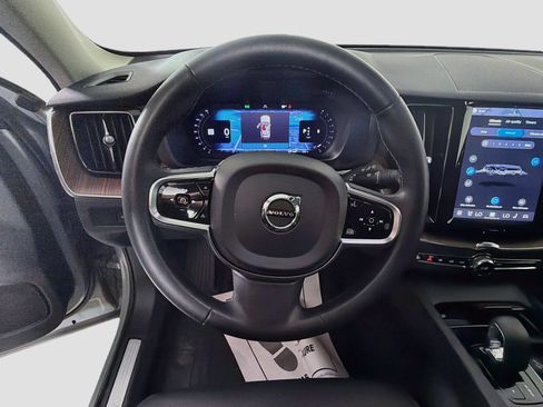 Certified 2024 Volvo XC60 B5 Plus w/ Climate Package AWD/4WD image 12