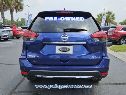 Used 2020 Nissan Rogue SV AWD/4WD image 4