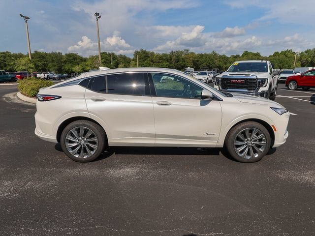 New 2026 Buick Envista Avenir FWD image 11