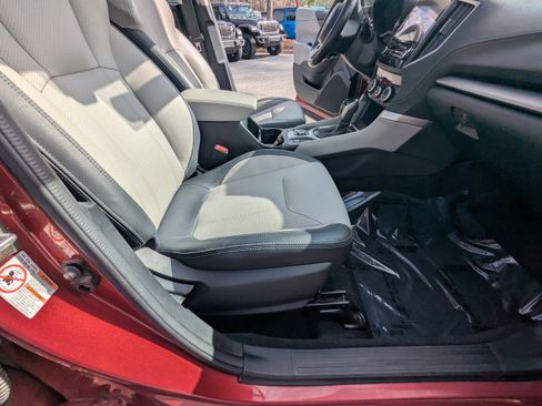 Used 2019 Subaru Forester Limited image 14