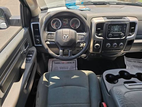 Used 2019 RAM 1500 Classic SLT RWD image 3
