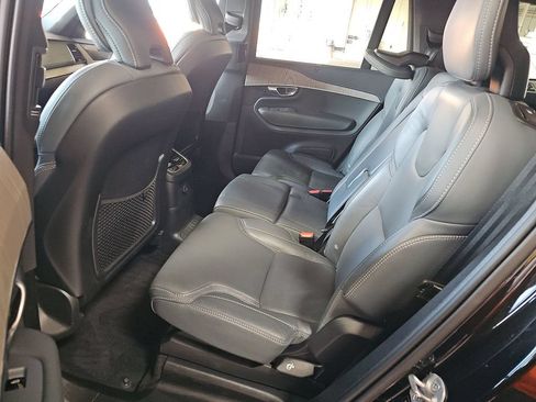 Used 2024 Volvo XC90 T8 Ultimate w/ Protection Package Premier AWD/4WD image 7