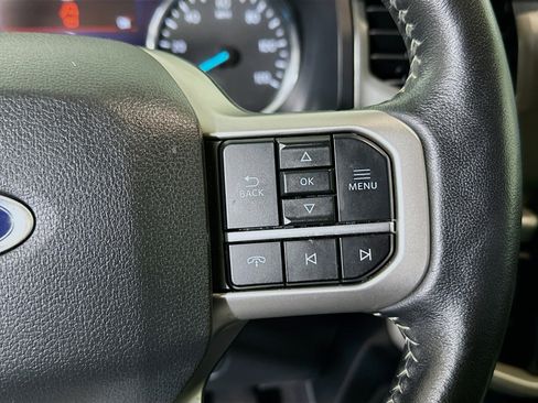 Used 2024 Ford Expedition Max XLT image 17