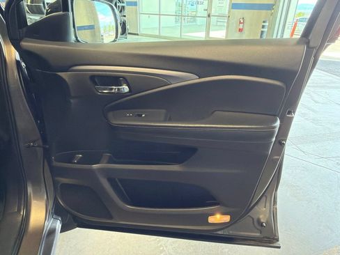 Used 2022 Honda Ridgeline RTL-E image 34