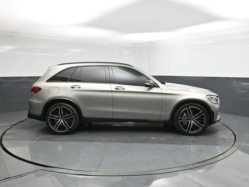 Used 2022 Mercedes-Benz GLC 43 AMG 4MATIC image 26