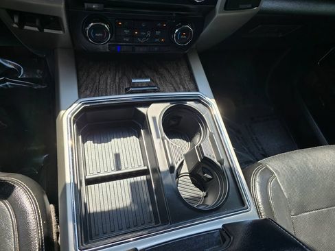 Used 2017 Ford F250 Lariat w/ Chrome Package AWD/4WD image 29