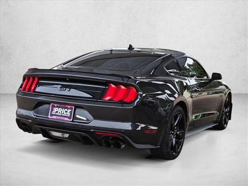 Used 2022 Ford Mustang GT Premium w/ Black Accent Package RWD image 4