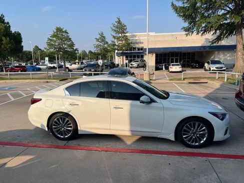 Used 2022 INFINITI Q50 Luxe w/ Cargo Package RWD image 5