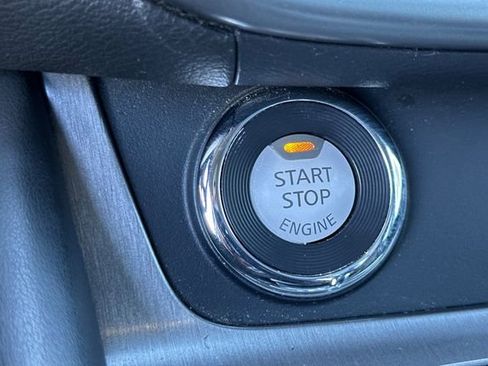 Used 2023 Nissan Murano SV image 24