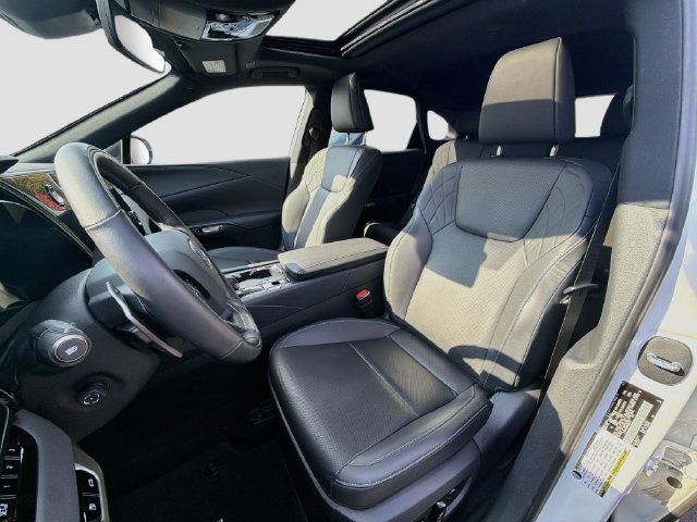 Used 2024 Lexus RX 350 Premium w/ Cold Area Package AWD/4WD image 11