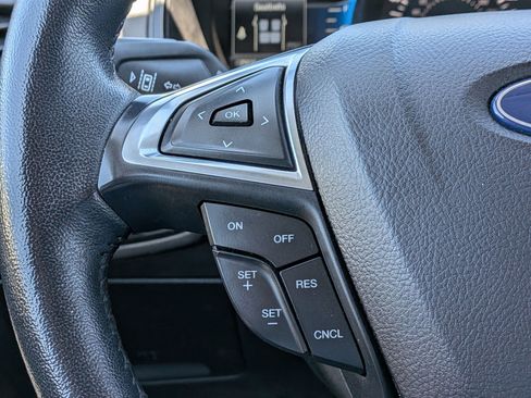 Used 2024 Ford Edge Titanium AWD/4WD image 19