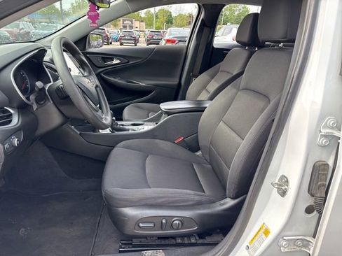 Used 2023 Chevrolet Malibu LT FWD image 13
