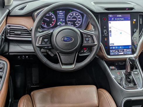 Used 2021 Subaru Outback Touring XT image 4
