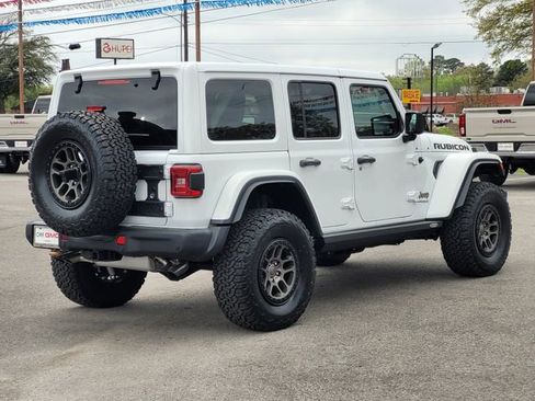 Used 2022 Jeep Wrangler Unlimited Rubicon w/ Xtreme Recon 35" Tire Package image 4