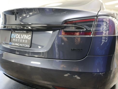 Used 2017 Tesla Model S 90D AWD/4WD image 18