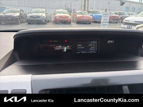 Used 2016 Toyota Prius V image 1