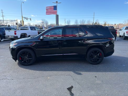 Used 2020 Chevrolet Traverse Premier w/ Redline Edition AWD/4WD image 4