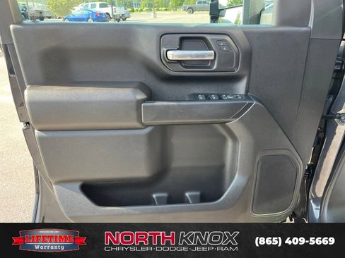 Used 2024 Chevrolet Silverado 2500 Custom w/ Custom Value Package AWD/4WD image 5