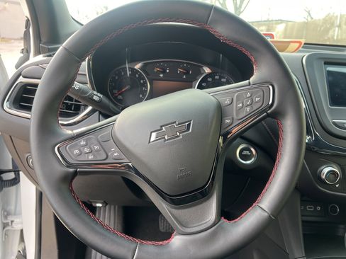 Used 2024 Chevrolet Equinox RS image 16