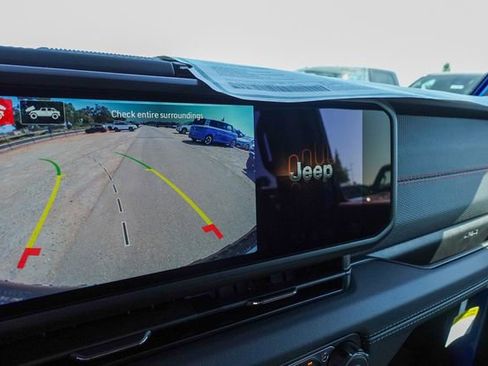 New 2025 Jeep Wrangler Rubicon w/ Technology Group image 23