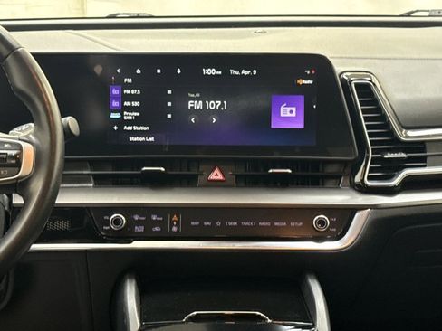 Certified 2023 Kia Sportage EX image 24