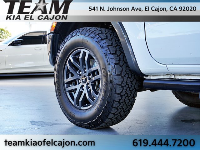 Used 2021 Ford Ranger Lariat w/ Tremor Off-Road Package AWD/4WD image 8