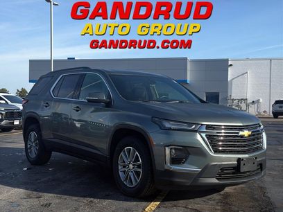 Used 2023 Chevrolet Traverse LT