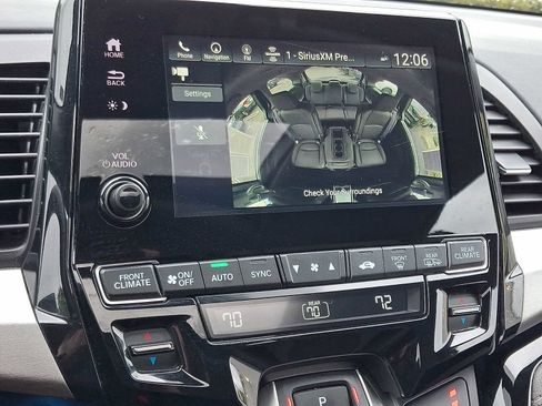 Certified 2023 Honda Odyssey Touring image 16